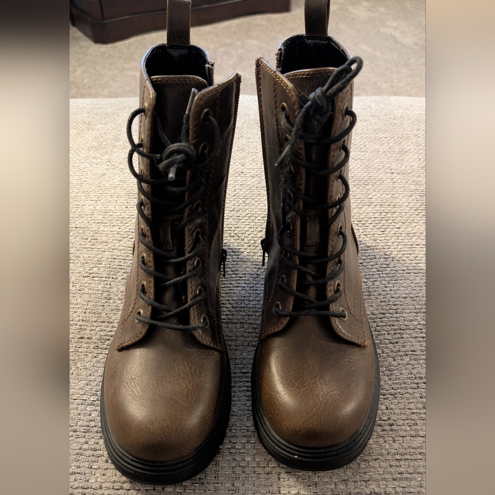 Kohl's Women's Brown Combat Boots - Picture 3 of 7